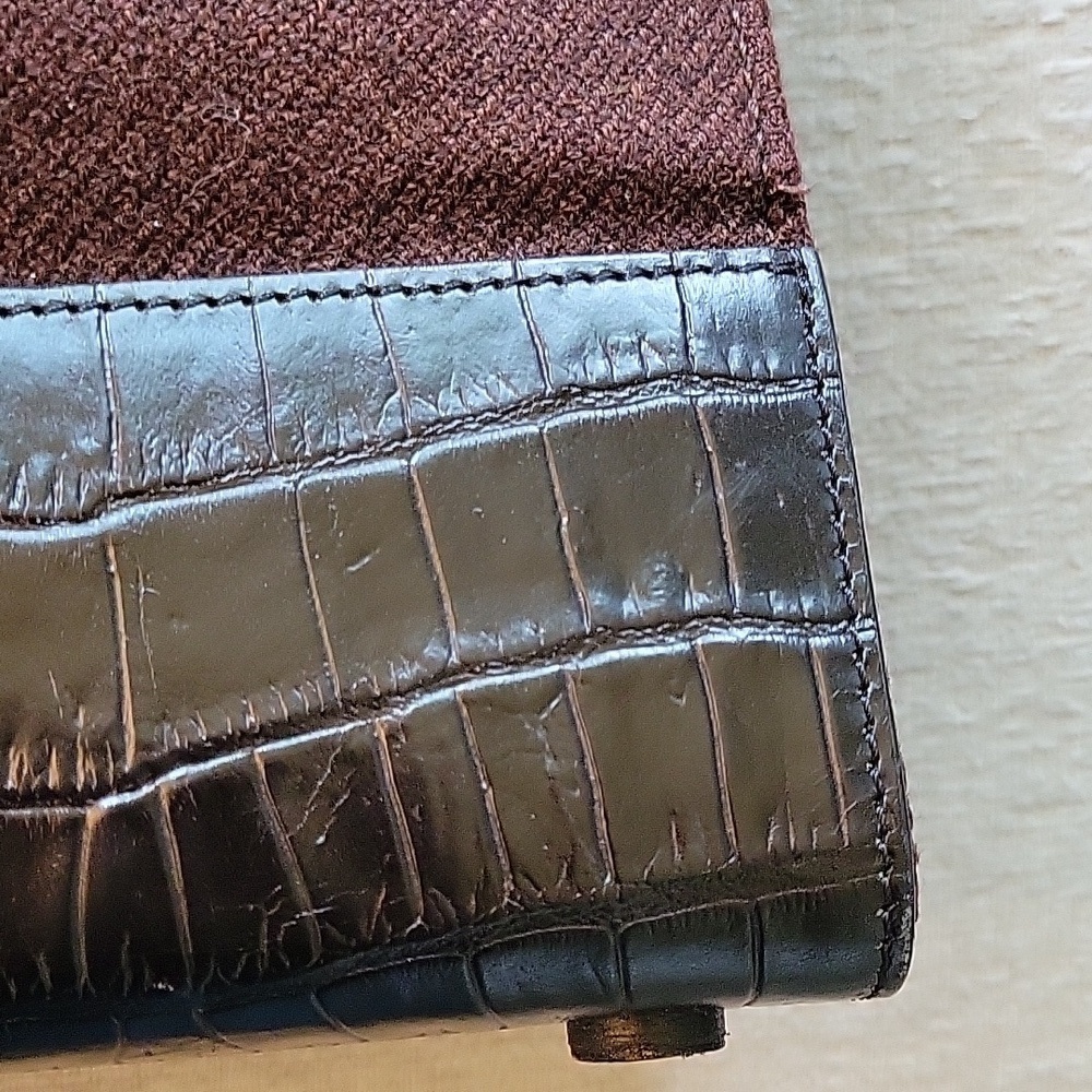 Brighton Chocolate Heart-Detail Satchel Wool and Crocodile Leather. - Picture 3 of 11